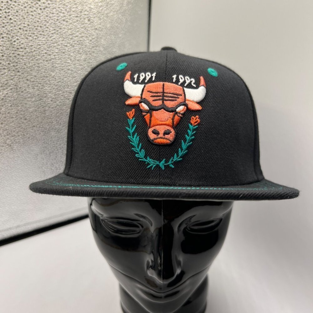 Chicago Bulls David Heo Bmo Limited Edition Snapback Hat 2021-22 Melonwear